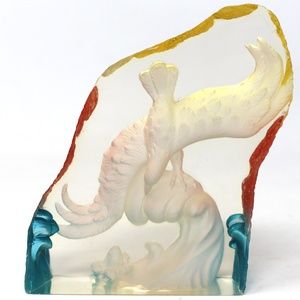 gliding Eagle 4.75" Lucite Sculpture
